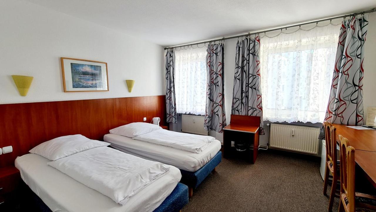 Hotel Zentrum 2*