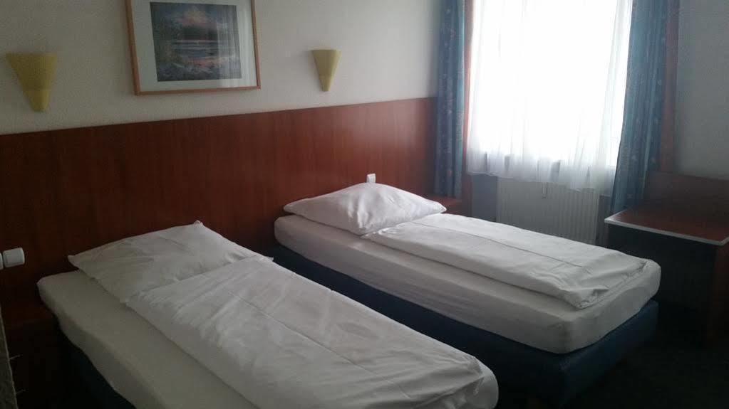 Hotel Zentrum 2*